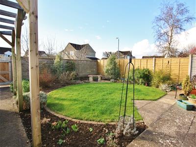 30472092_18.jpg